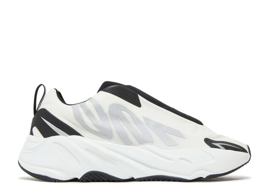 Yeezy Boost 700 MNVN Laceless 'Analog'